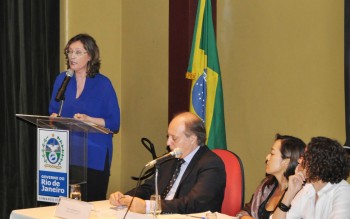 Se llevó a cabo del 27 al 28 de noviembre, en la sede del Archivo Nacional. Participaron, entre otros, Maria do Rosario, secretaria de Derechos Humanos de Brasil y Víctor Abramovich, secretario ejecutivo del IPPDH.