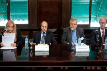 O secretário executivo do IPPDH, Víctor Abramovich, participou da Conferência organizada pelo Observatório de Saúde da Faculdade de Direito da UBA e o Instituto de Aposentados e Pensionistas (ISSJP), no 12 de agosto de 2011, na Cidade de Buenos Aires.