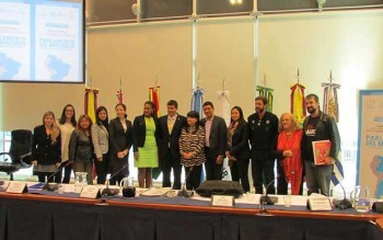 Na segunda-feira 26 de maio, o IPPDH participou da primeira audiência pública da Comissão de Direitos Humanos do Parlamento do MERCOSUL (PARLASUR), realizada na cidade de Buenos Aires.