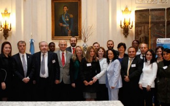 O encontro foi realizado em Buenos Aires, do 19 ao 21 de setembro, a fim de buscar um consenso sobre o projeto da Convenção Interamericana de Direitos Humanos das Pessoas Idosas. O IPPDH foi convidado como especialista.
